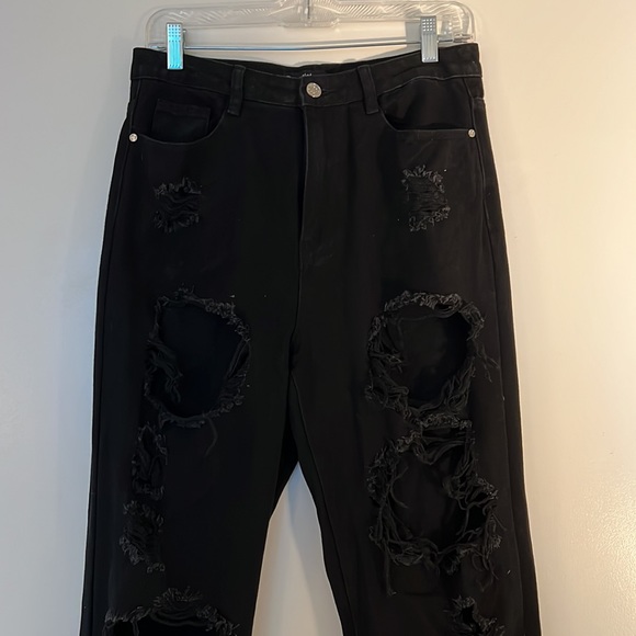 High Waisted Mom Jean - Picture 3 of 3